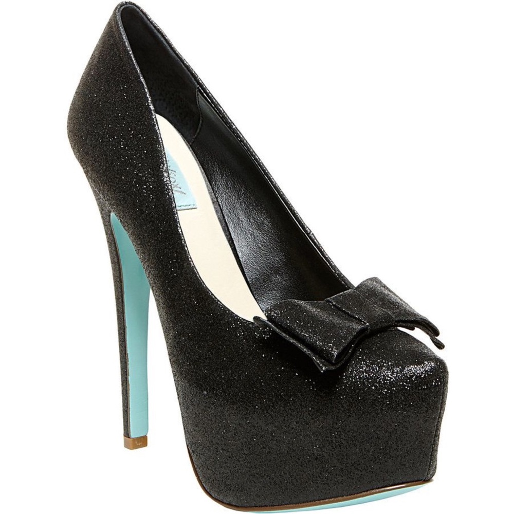 Betsey Johnson Gala Blue Bottom Black Bow Heels